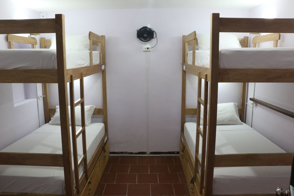 Purple Monkey Hostel *
